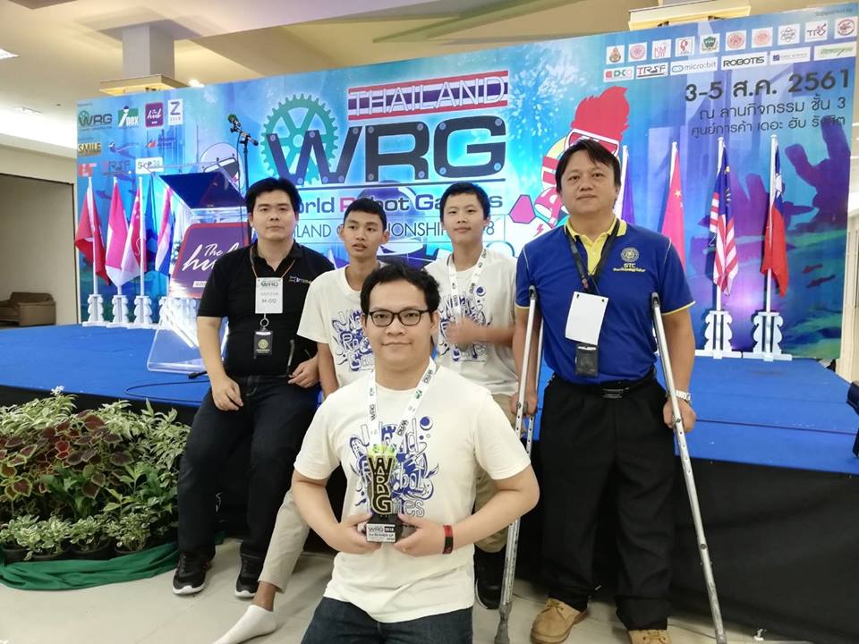 น.ศ. สาขาเทคโนโลยีคอมพิวเตอร์ STC คว้าอันดับ 3   การแข่งขันหุ่นยนต์ World Robot Games 2018